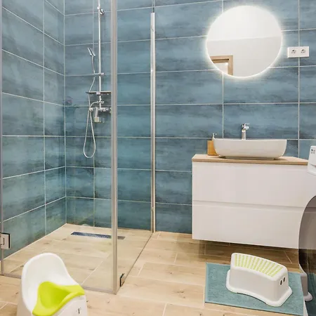 Lägenhet Spacious With 2 Bedrooms In Buda 2a