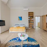 Spacious With 2 Bedrooms In Buda 2a * Budapest