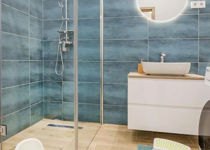 Apartament Spacious With 2 Bedrooms In Buda 2a